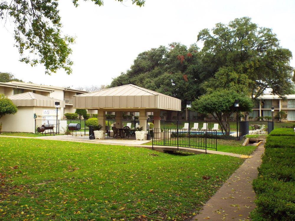 University Inn Austin North 外观 照片